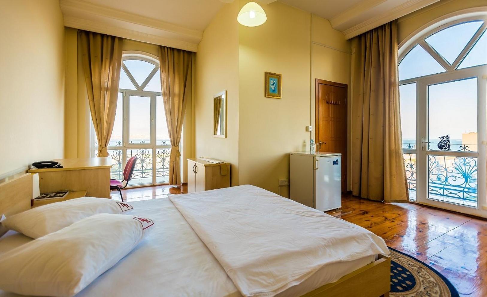 Red Roof Seaview Hotel Baku Exterior foto